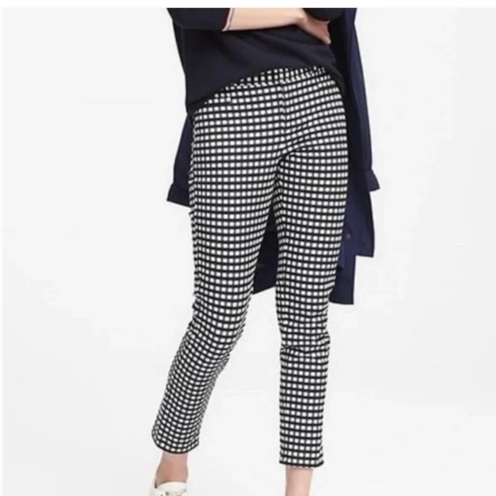 BANANA Republic Women’s Size 4 Trousers 
Checkered Gingham